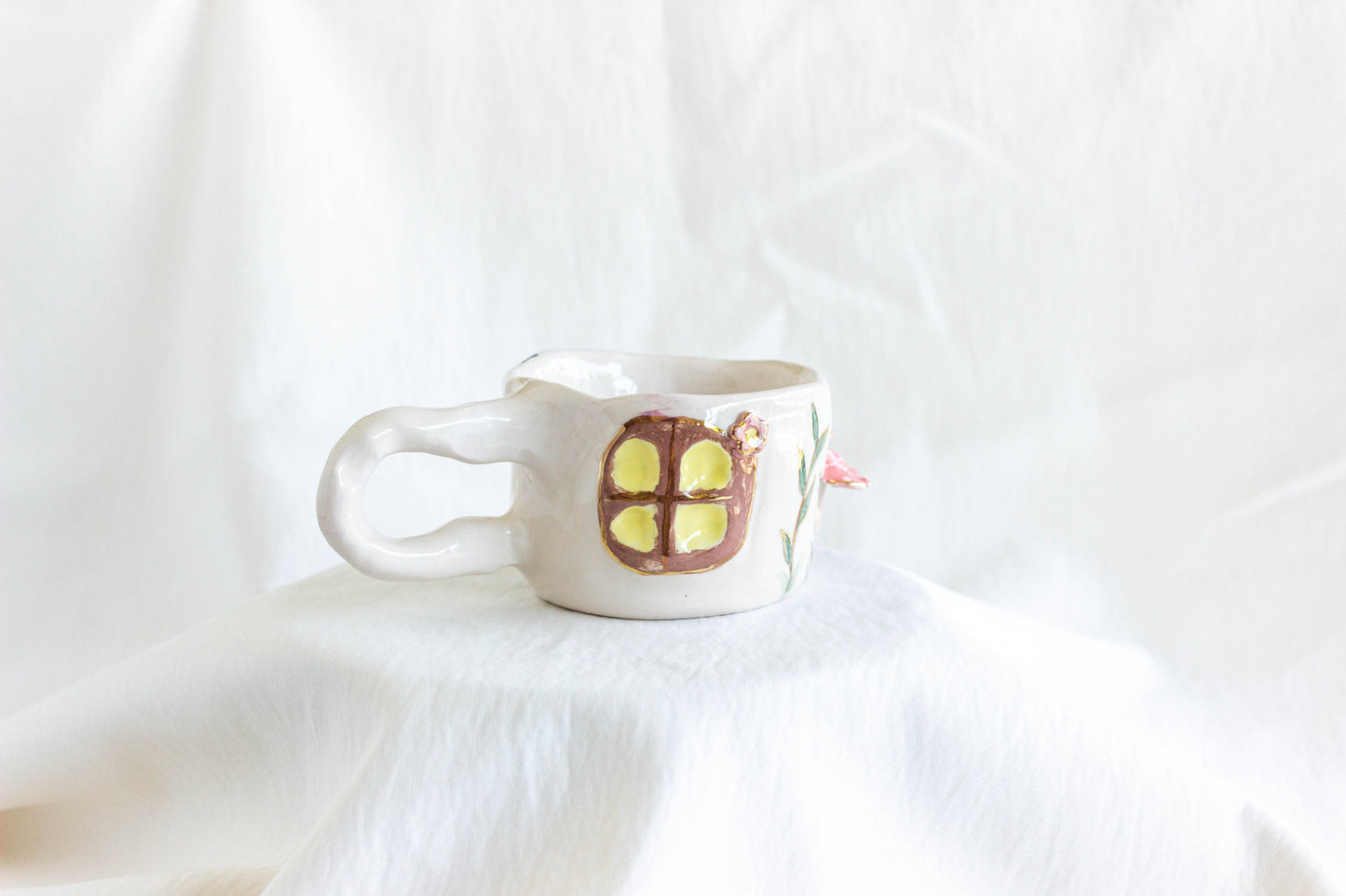Cottage House Mug, 24k Gold Lustre 🍄✨