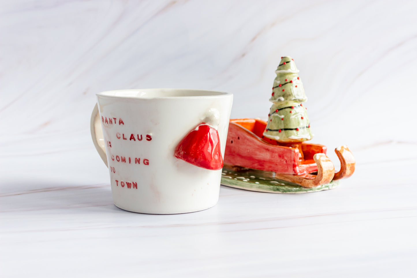 Santa Claus is Coming To Town Mug with the Lid 🦌🛷