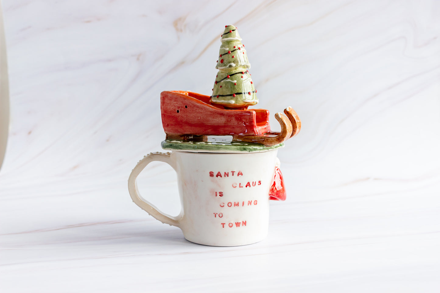 Santa Claus is Coming To Town Mug with the Lid 🦌🛷