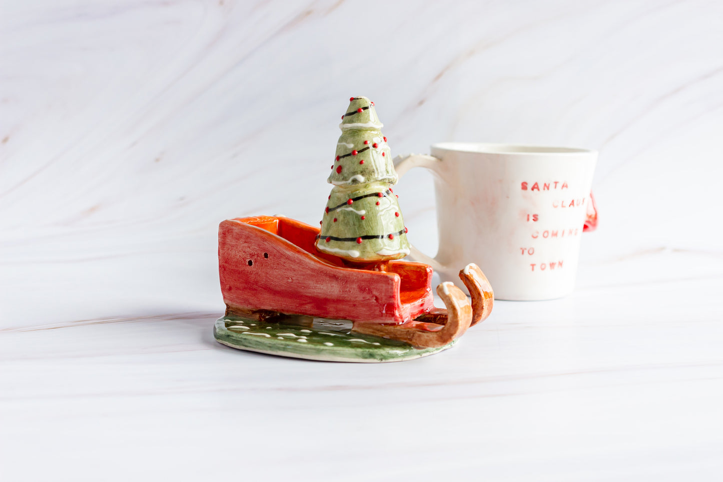 Santa Claus is Coming To Town Mug with the Lid 🦌🛷