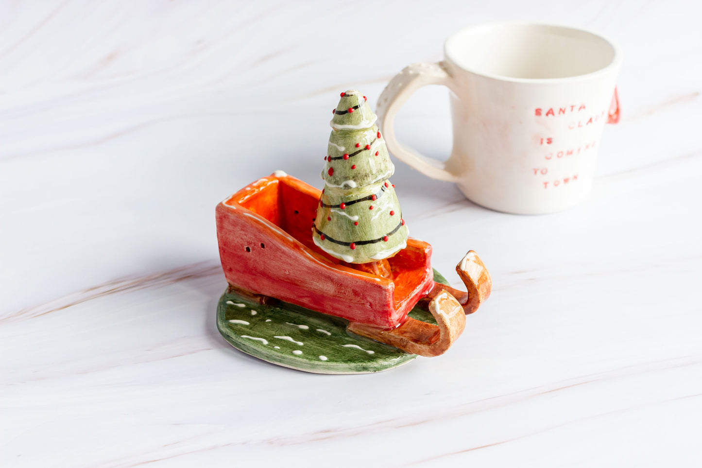 Santa Claus is Coming To Town Mug with the Lid 🦌🛷