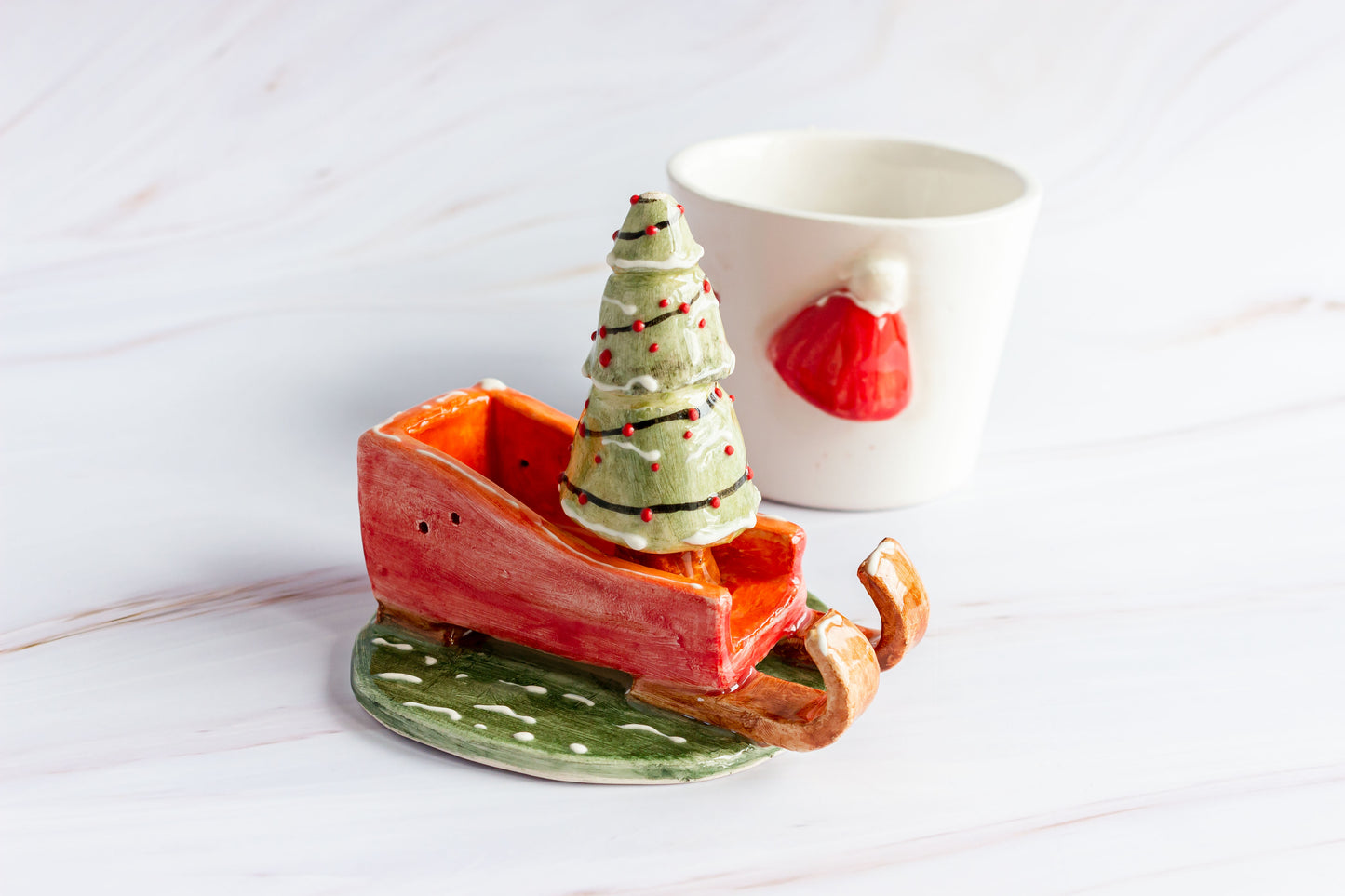 Santa Claus is Coming To Town Mug with the Lid 🦌🛷