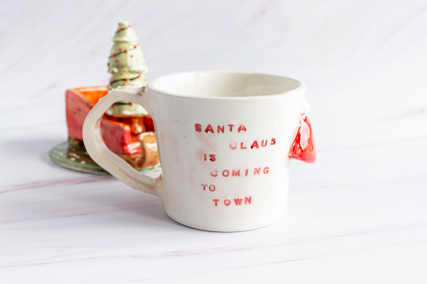Santa Claus is Coming To Town Mug with the Lid 🦌🛷