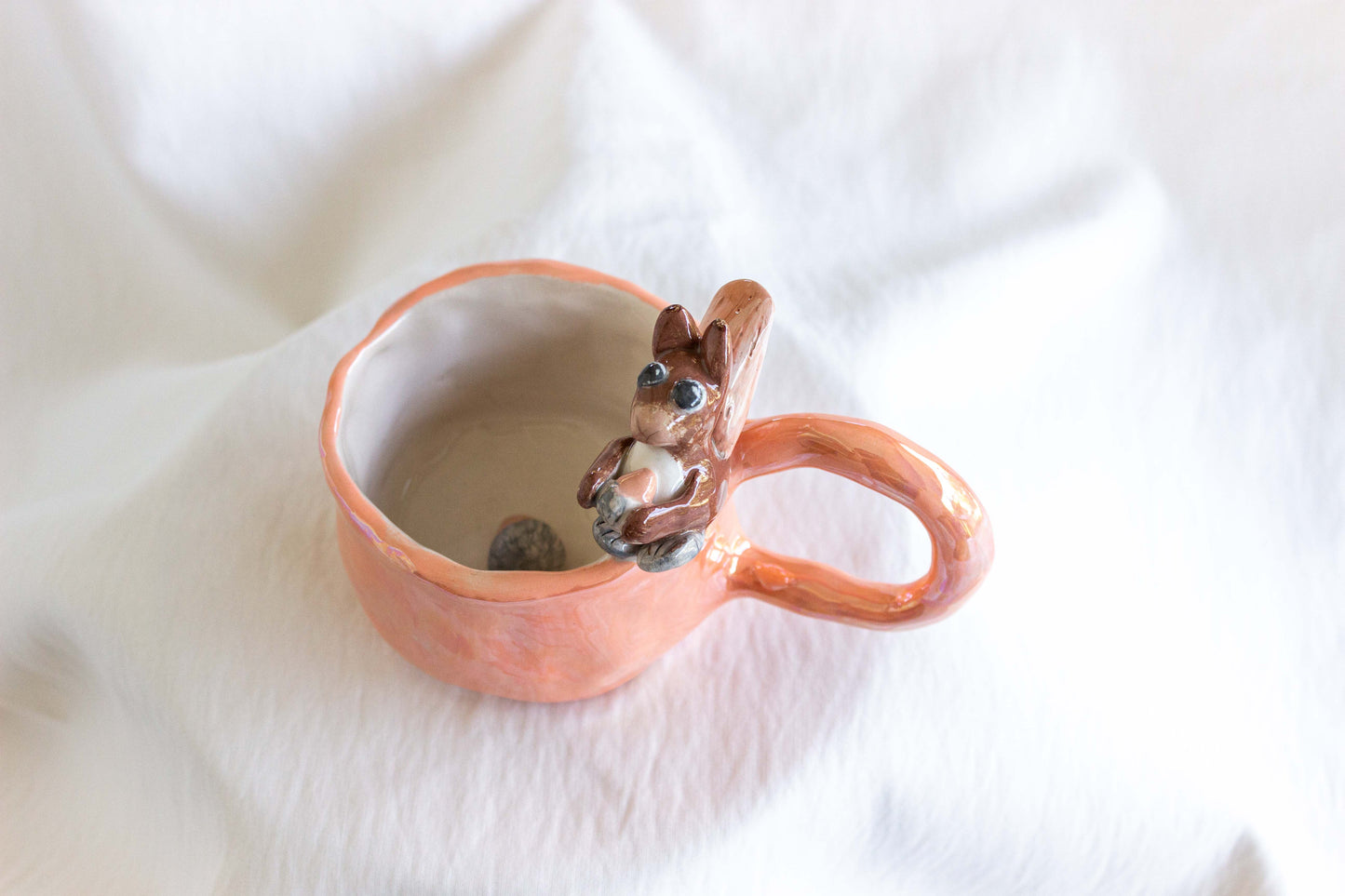 Oh My Squirrel Mug, Mother of Pearl Lustre ✨🐿️🥜