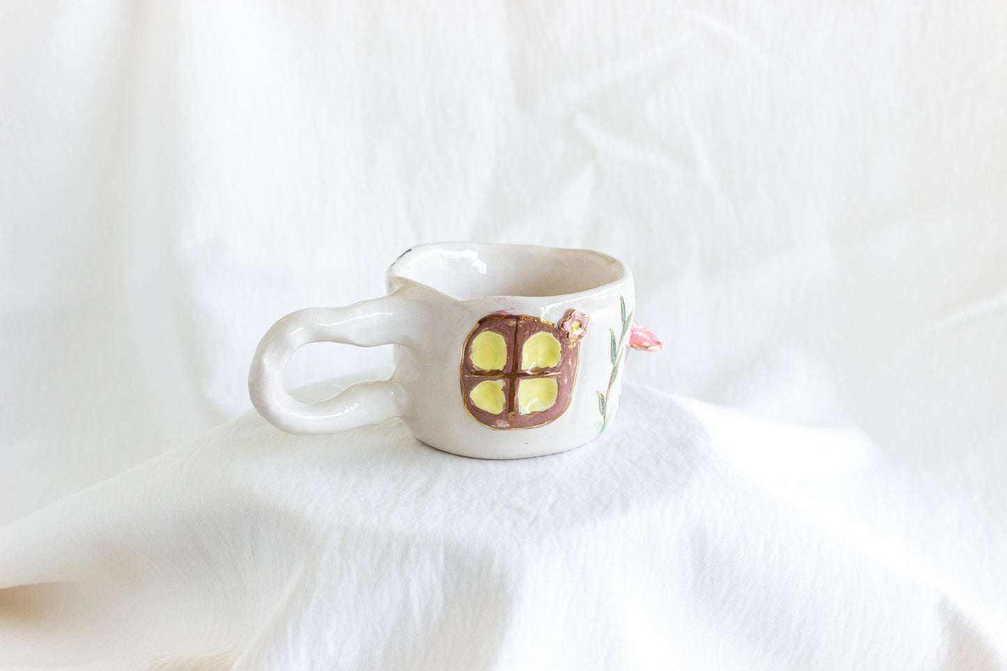 Cottage House Mug, 24k Gold Lustre 🍄✨