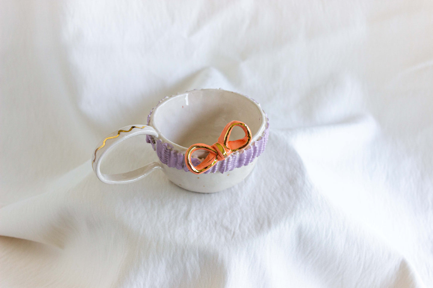 Ribbon Ribbon Mug, 24k Gold Lustre 🎀💗