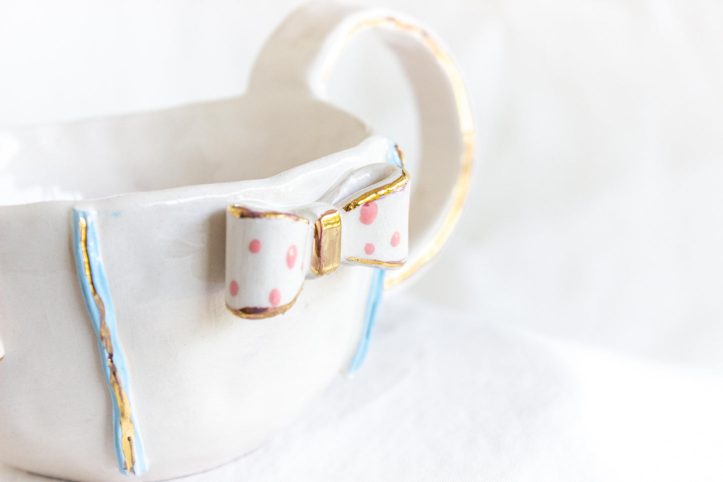 Ribbons All Over Mug, 24k Gold Lustre 🎀💝